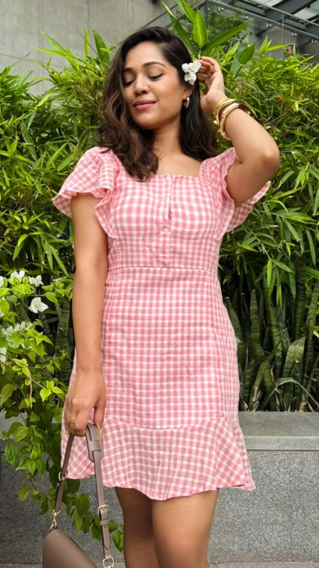 pink checked pre wedding shoot dresses