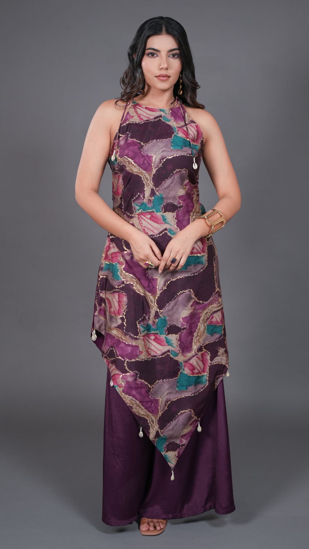 Festive Indo-Western outfits for women at home celebrations