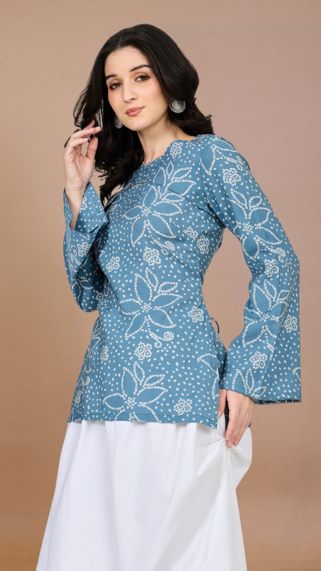 Blue bandhani-printed trendy detachable sleeve kurti design