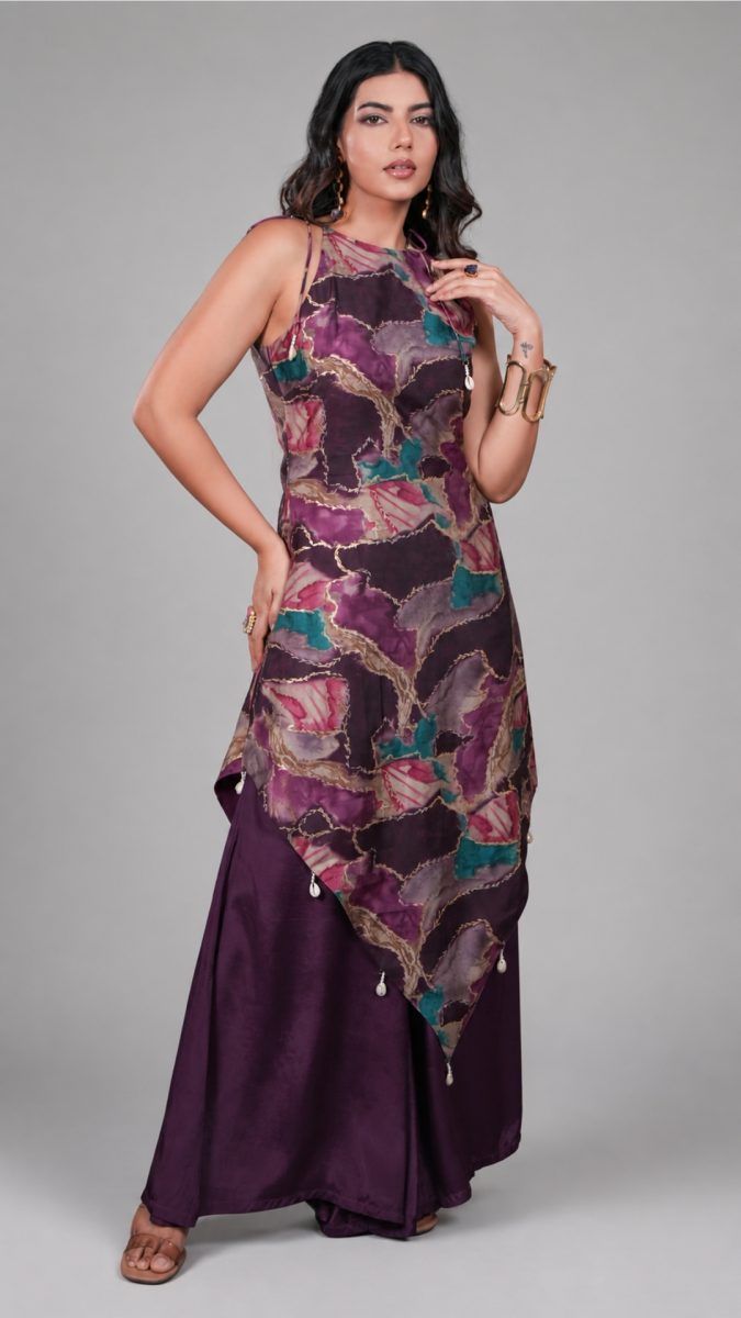 Purple Solid V-neck Kurta Set With Lace Details